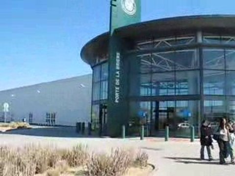 Trignac : Centre commercial Auchan