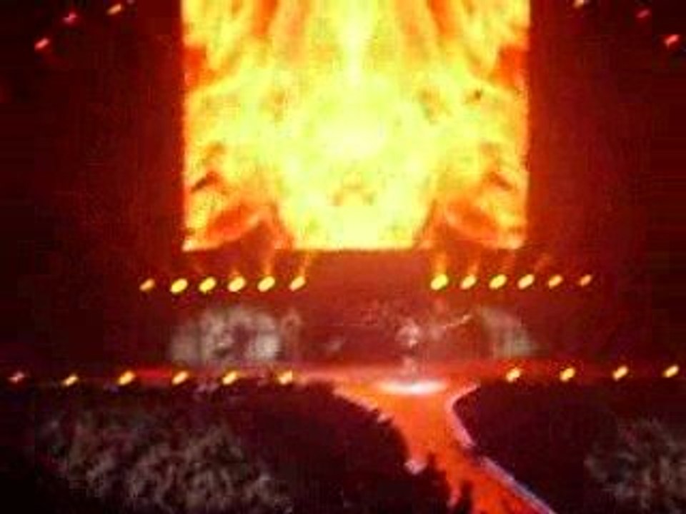 Highway to hell-Paris Bercy27/09
