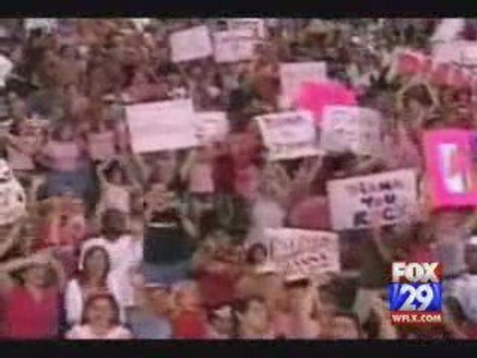 Diana DeGarmo - "Idol Insider" on FOX 29 (3-17-09)