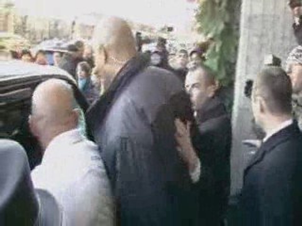 Clash bodyguard beyonce