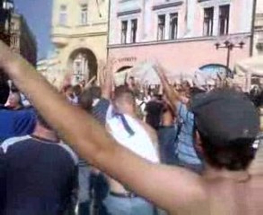 Yid Army in Prague - Oh when the Spurs go marching in!