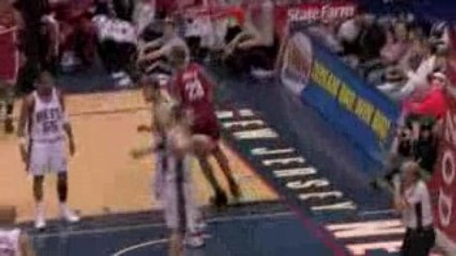 NBA LeBron James splits the Nets defense for the monster jam
