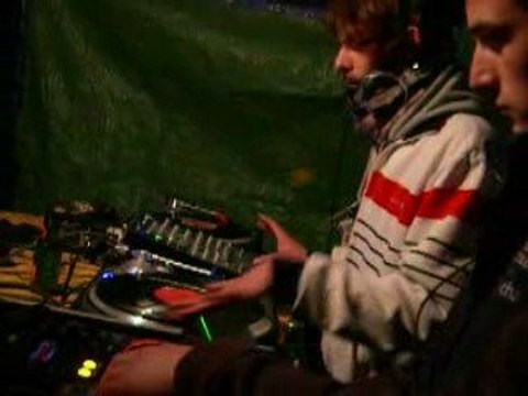 Teuf Tek hilarant VS Fenek tek 21 mars 2009