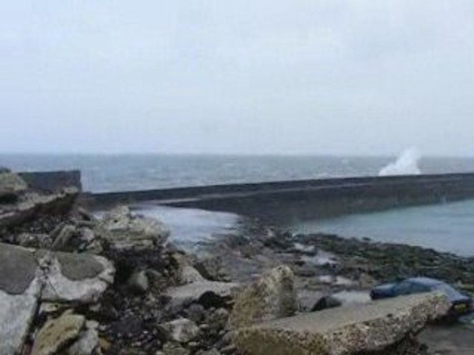 Fort vent à la digue Carnot (62)