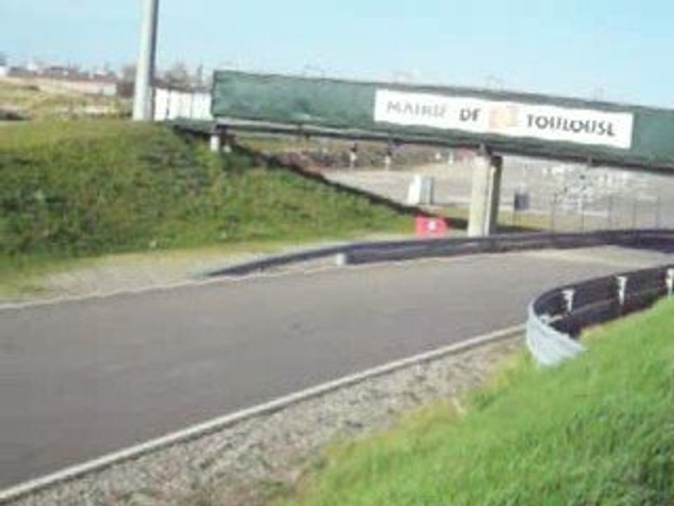 Candie supermot goon