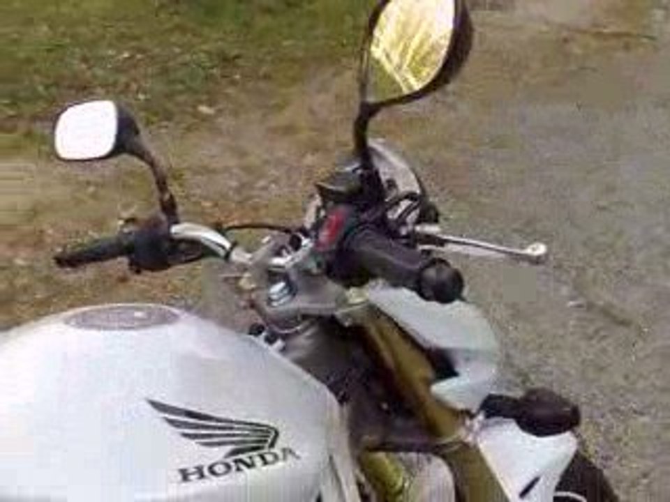 600 Hornet 2008 pot Léovince