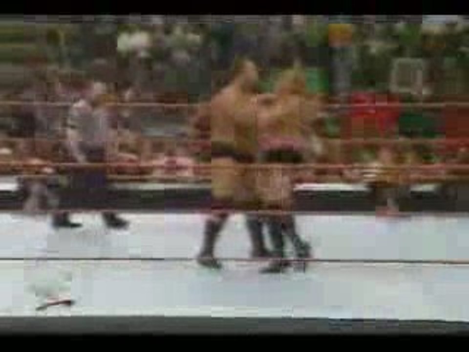 The big show vs Test