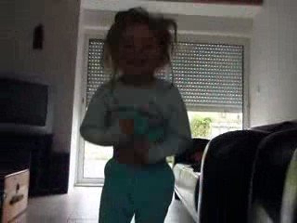 emmy fait la folle