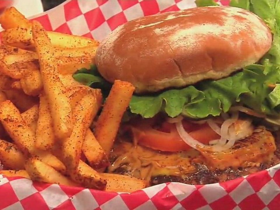 Hawaiian Grown Kitchen - Teddy's Bigger Burgers - Promo