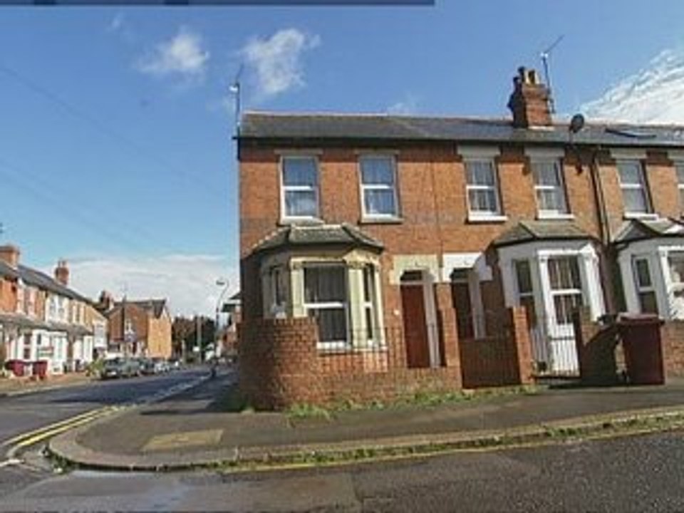 UK deflation fears