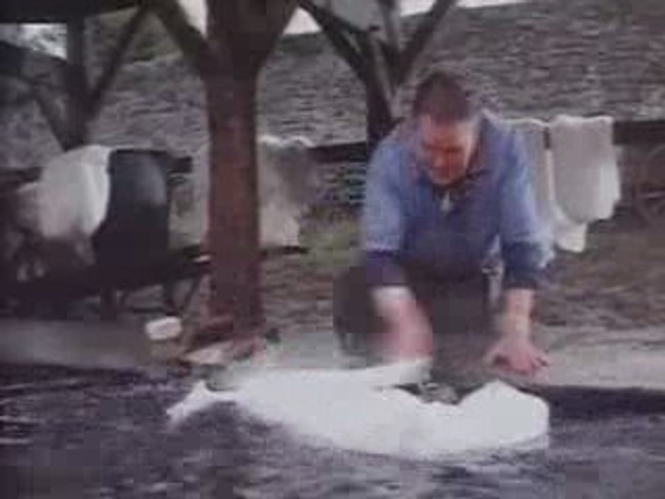 Pub Vedette avec la mère Denis