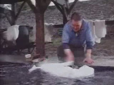 Pub Vedette avec la mère Denis