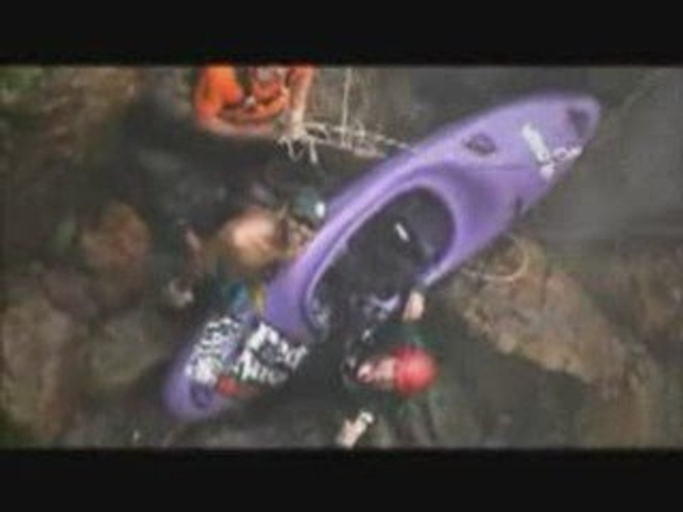 Salto Record in Kayak