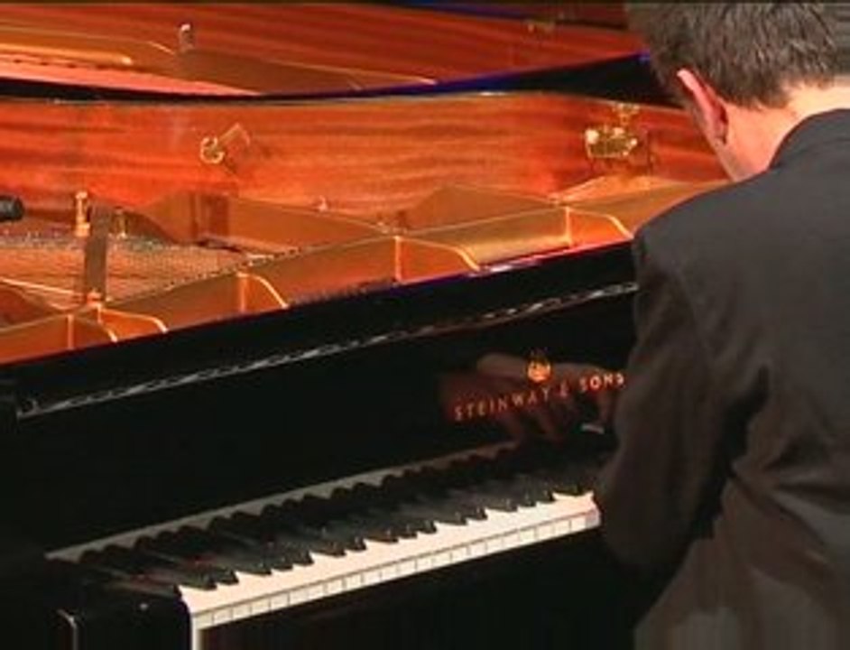 A l’improviste invite le duo de pianos Hov and Hus