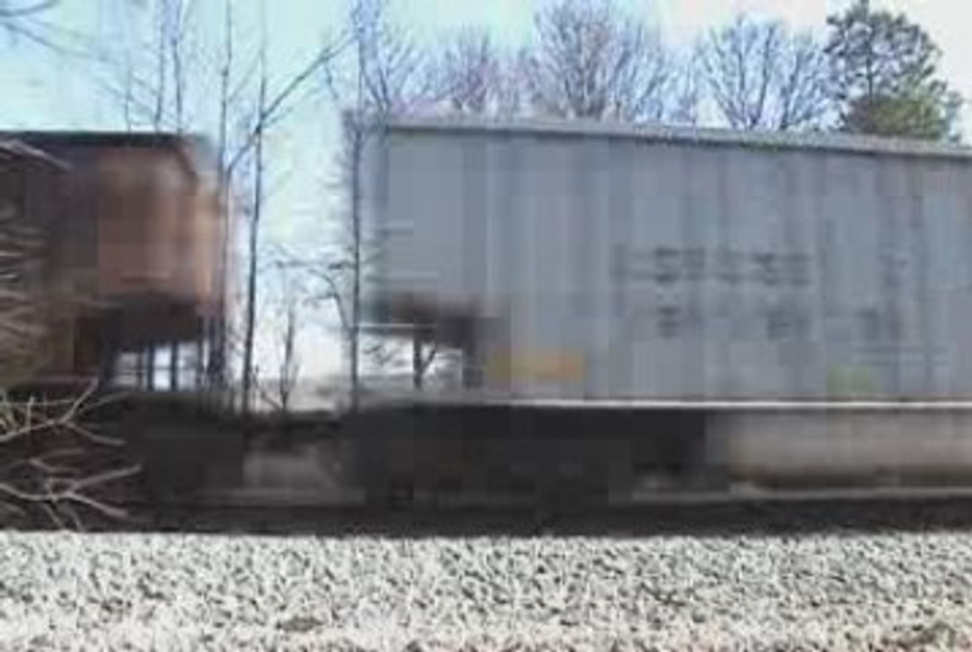 CSXT empty hoppers
