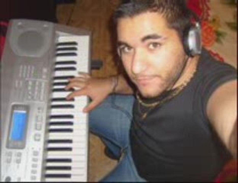 Dj antonio au piano-rumba portuguessa 2009 video