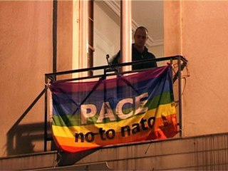 Le drapeau anti OTAN polémique à Strasbourg