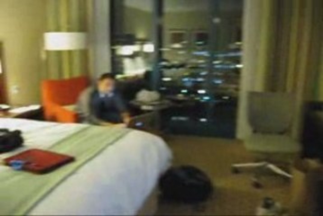 GoNintendo at GDC - A tour of our hotel room