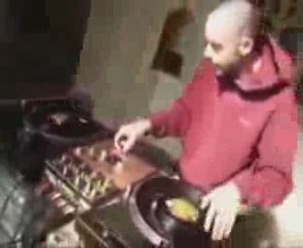 dj scratching freestyle hip hop