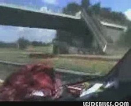 regis conduit un camion