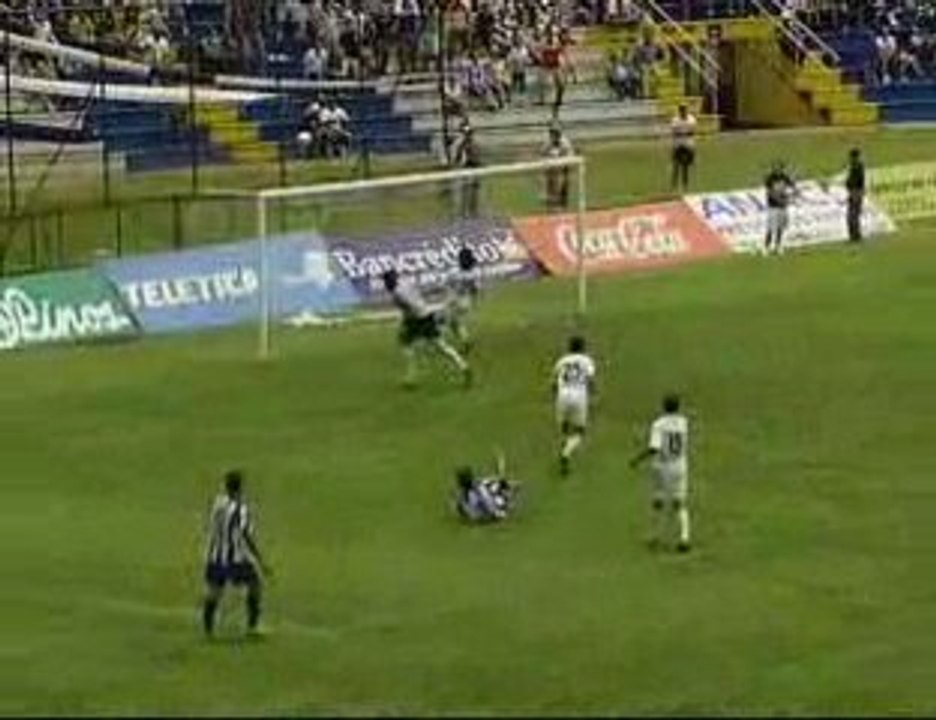 Striker Figueira F9 - Show 2 - Atacante Canhoto