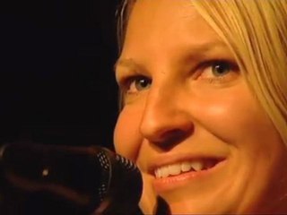 Zero 7 & Sia - Distractions