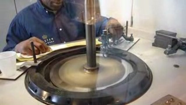 En un taller de diamantes (Amsterdam-10)
