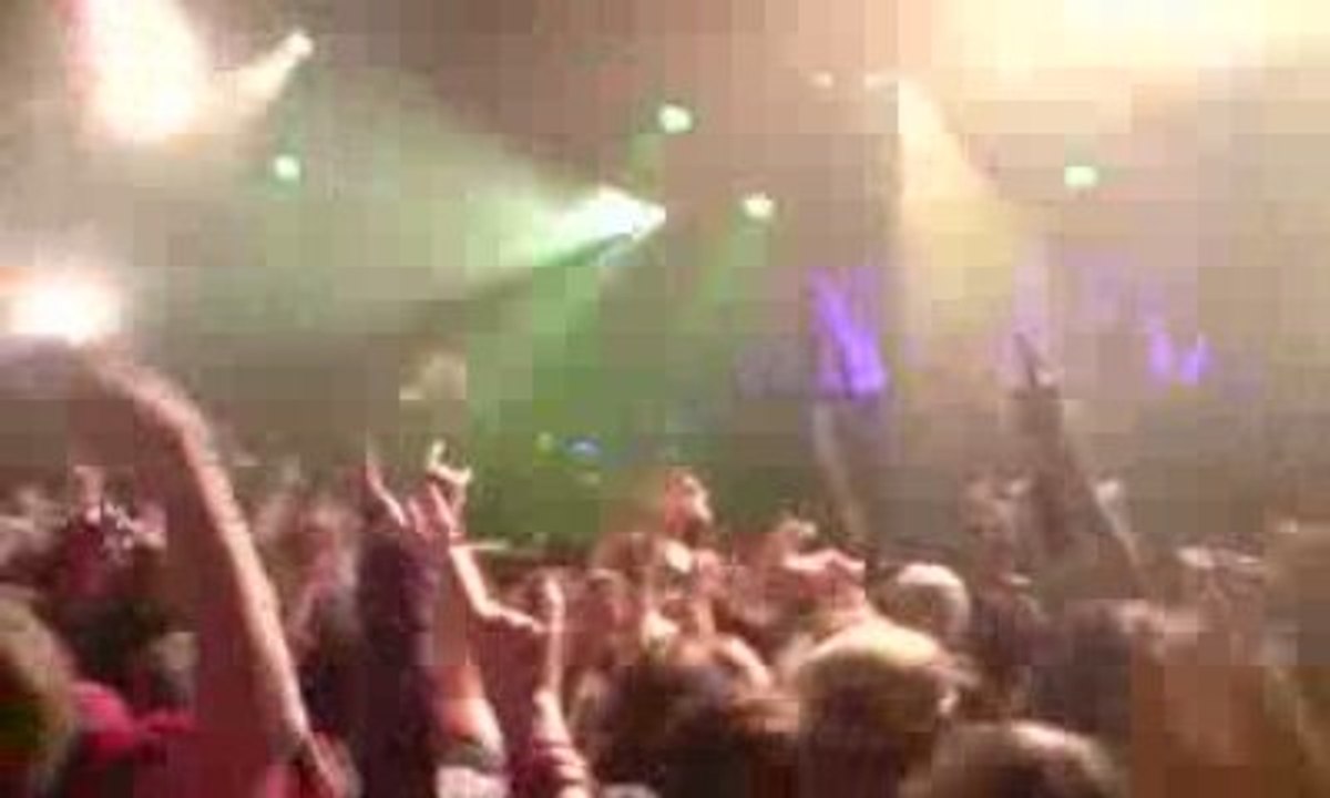 An Cafe @ Elysée Montmartre [Live]