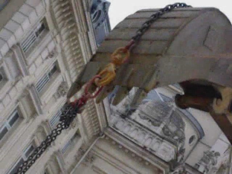 ANGERS PLACE AUX TRAVAUX