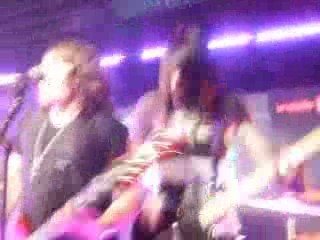 Metro Station - Seventeen Forever @Paris Studio SFR 29 March