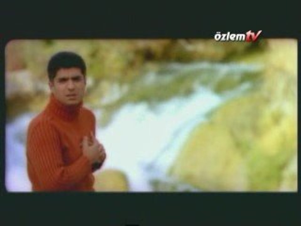 Özcan Deniz - Aslan Gibi by Aluxton