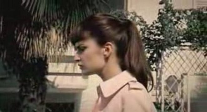 SEZEN AKSU - 4 GÜNLÜK BİR ŞEY (O KADIN)