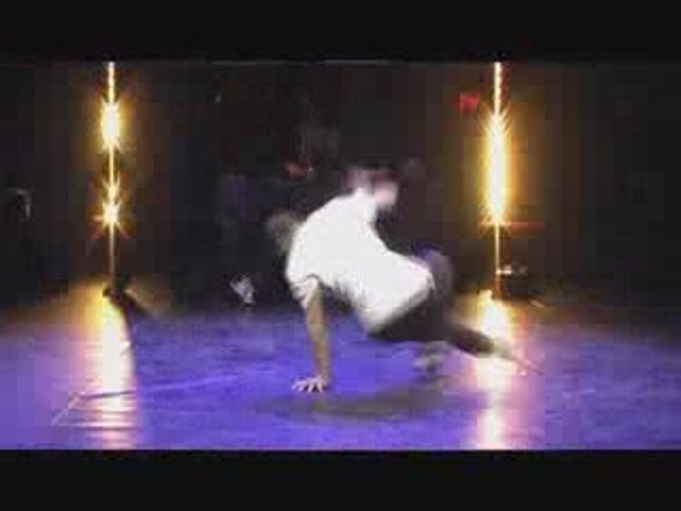 finale BATTLE ça danse! 2009 CLANDESTIN vs BOLOX CLAN