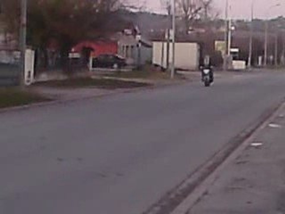 V211208_17.25