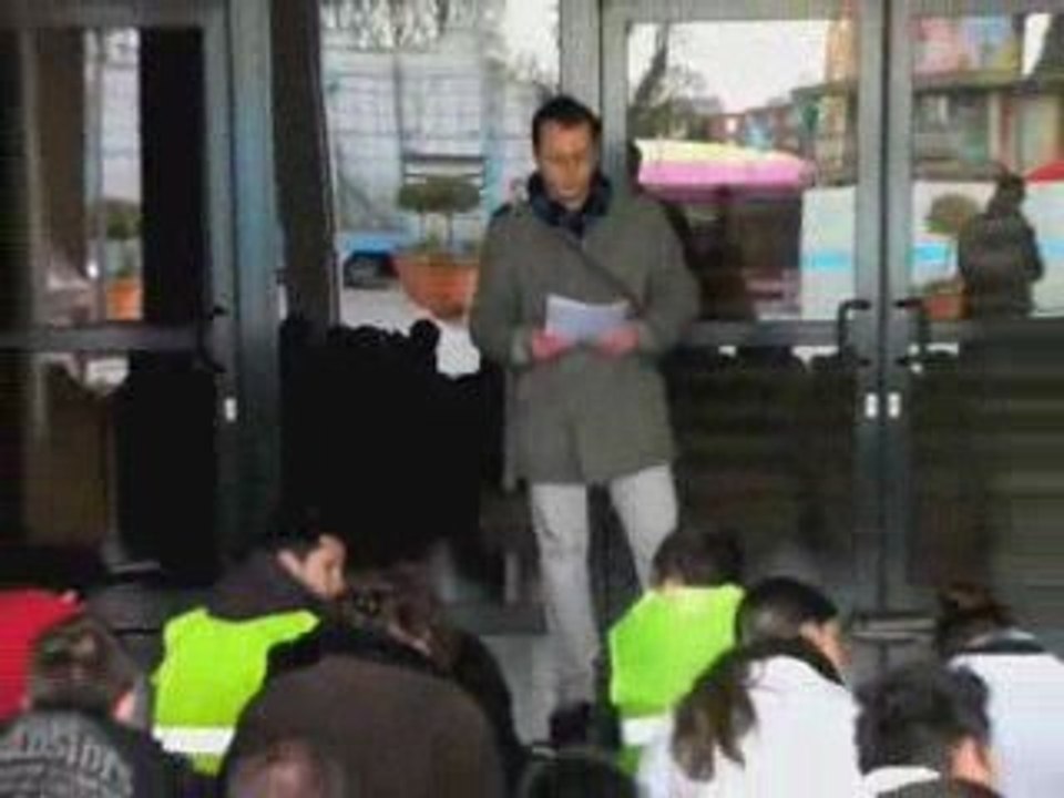 Les étudiants de l'IUT maubeugeois contre la loi LRU