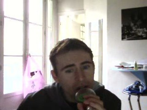 Wiwi égratigne Marie Jeanne' de Richard Anthony