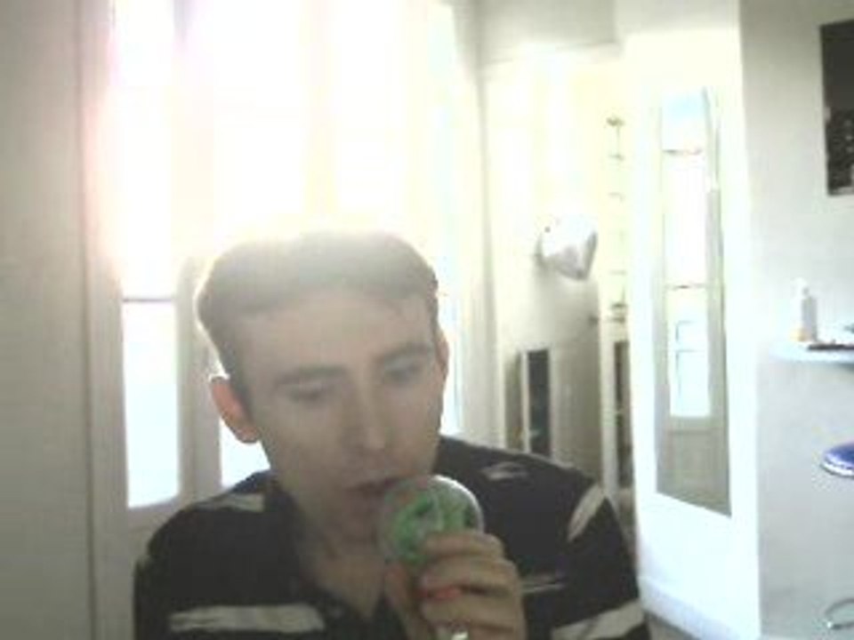 Wiwi égratigne "Chéri" de Claude Puterflam