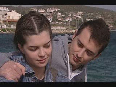 kendine iyi bak bir veda değil elvada cümlesidir şiir