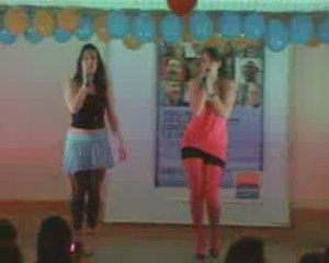 Julie Jourdan et Manon Bailly ... Knock on wood...