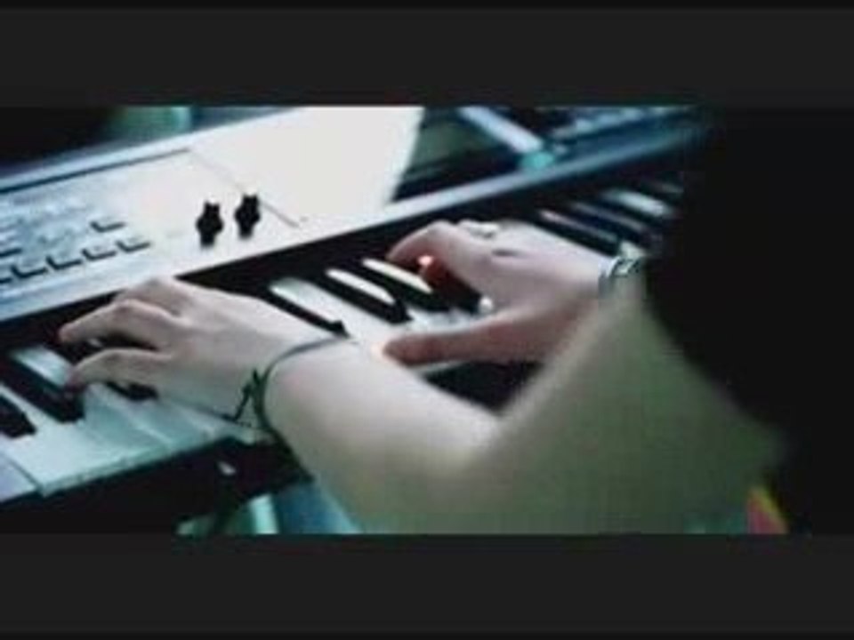 Blaxy Girls - "Dear Mama"