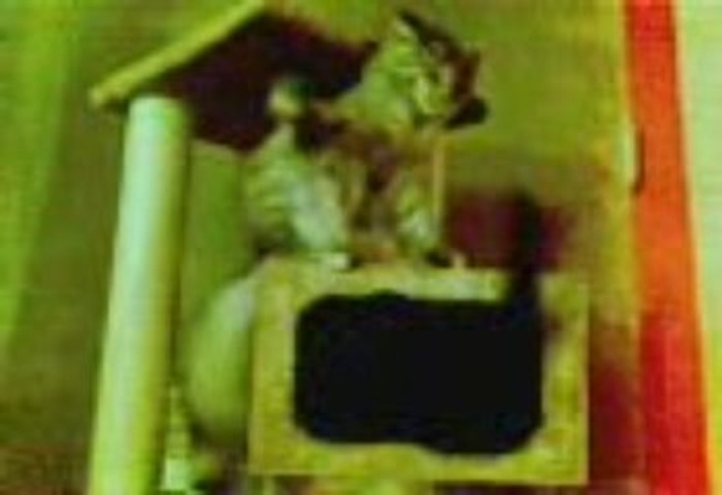 pousse-toi de là que je m'y mette