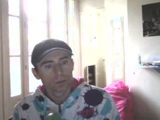 Wiwi égratrigne "Ensemble" d'Art Sullivan