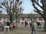 Nantes : vide grenier Ripossiens