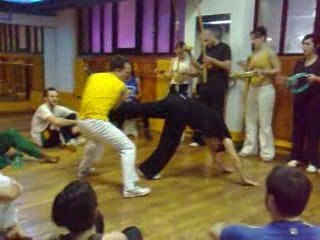 capoeira palmares Alfa, Yoyo, Roumain