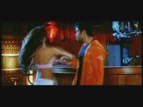 Celina Jaitley Hot Song - Sini Ne Sini Ne