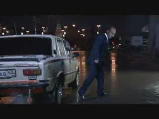 Путин в спешке ловит такси после отставания от кортежа 🚖