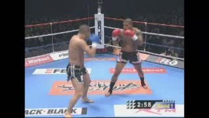 Tyrone Spong VS Gokhan Saki Part1 k-1 WGP  Yokohama 2009