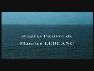 L'Ile aux trente cercueils générique de la série TV