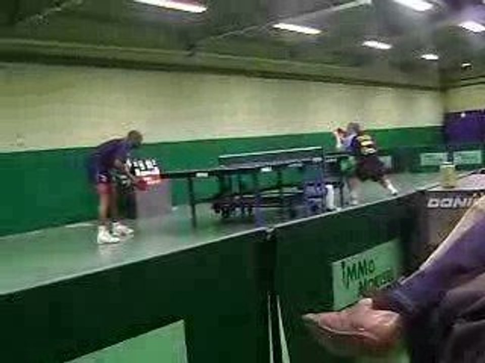 Balle de match entre Olivier Dupuis et Ayemojuba Sau