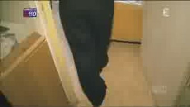 Envoye Special: Etudiants sur la paille. P2